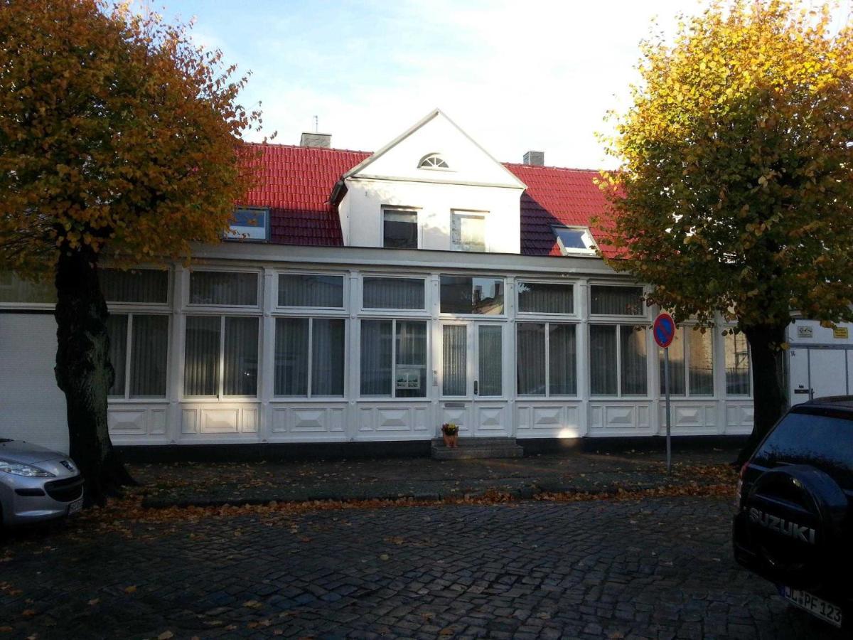 Ferienwohnungen Mit Stil Rostock Exterior photo